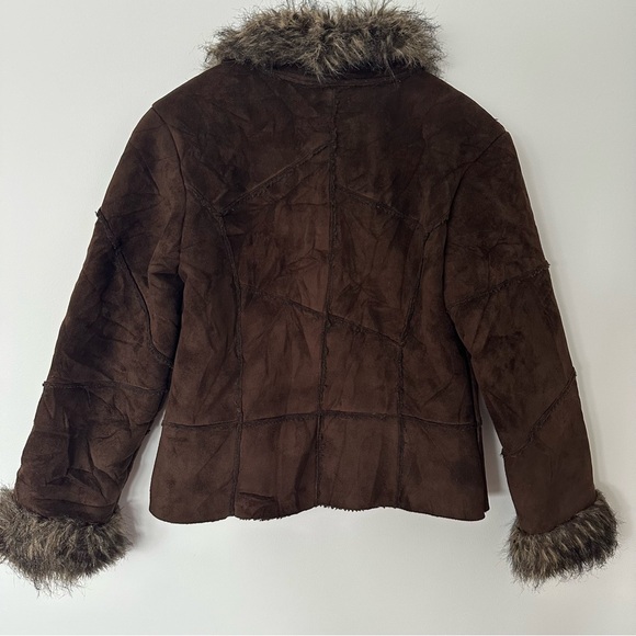 Vintage Brown Jacket with Faux Fur Accents and Toggle buttons.Size Junior 11 Y2K - Picture 5 of 7